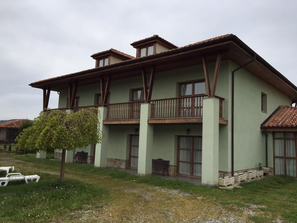 Apartamentos Palacio Bueno Colunga Dış mekan fotoğraf
